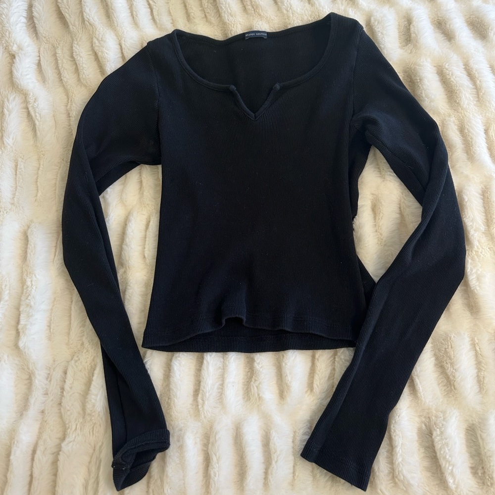 Brandy Melville Ribbed Ashlyn Long Sleeve V-Notch Top